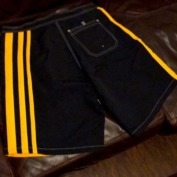 Mens 34” local motion made in HAWAII vintage board shorts new no tags - Picture 6 of 7